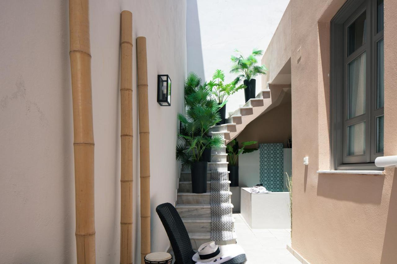 Gateway Suites 레팀노 외부 사진